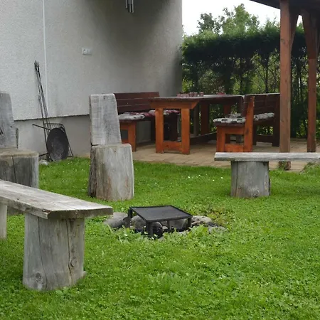 Tomi プリビリナ