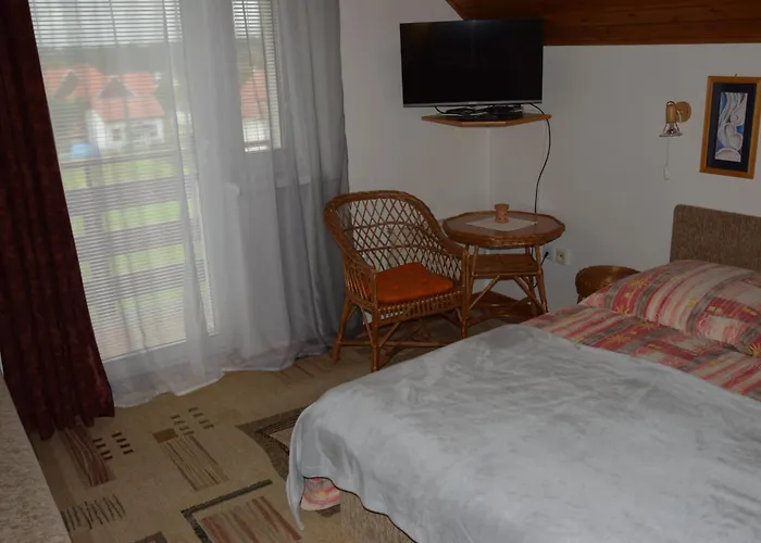 Apartament Tomi *